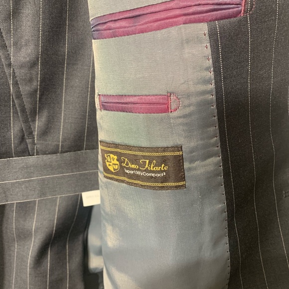 Berragamo Mens Gray pinstripe two button single breasted jacket flat front pants - Picture 3 of 8